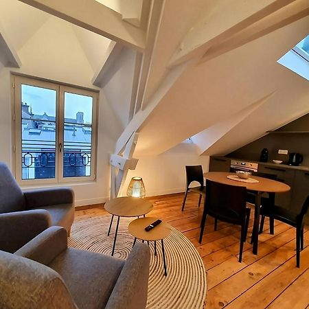 Appartement Premium Dans Une Belle Demeure - Hyper Centre-Ville De Reims Exterior photo