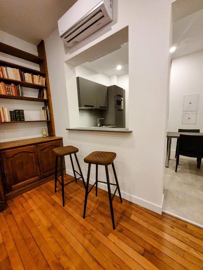 Appartement Premium Dans Une Belle Demeure - Hyper Centre-Ville De Reims Exterior photo