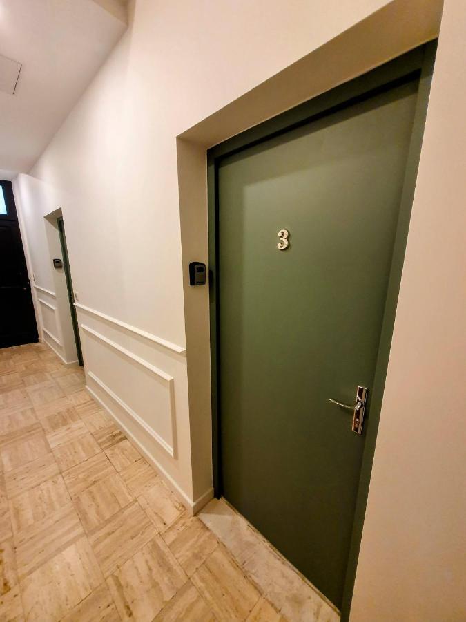 Appartement Premium Dans Une Belle Demeure - Hyper Centre-Ville De Reims Exterior photo