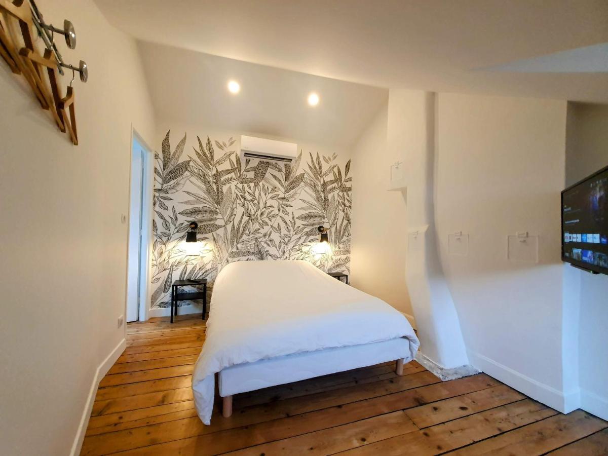 Appartement Premium Dans Une Belle Demeure - Hyper Centre-Ville De Reims Exterior photo