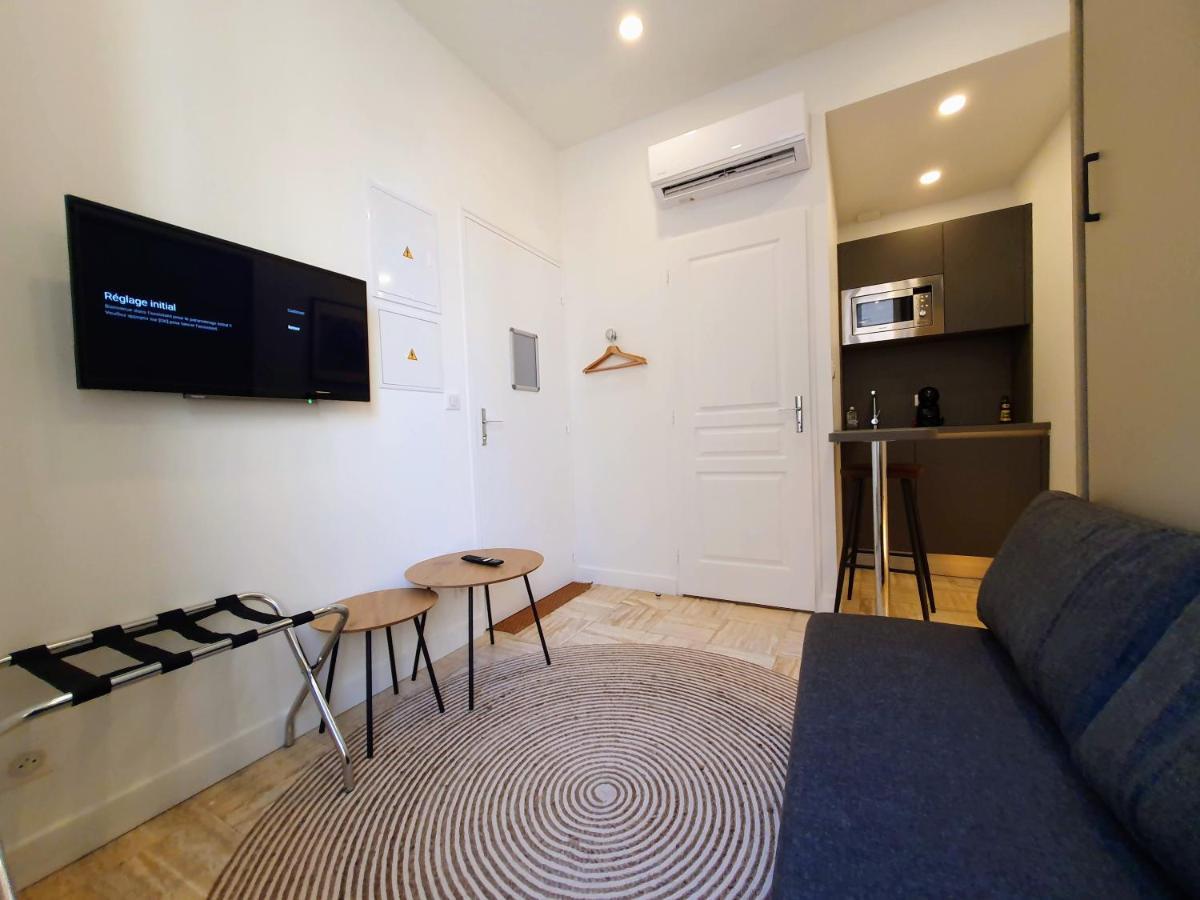 Appartement Premium Dans Une Belle Demeure - Hyper Centre-Ville De Reims Exterior photo